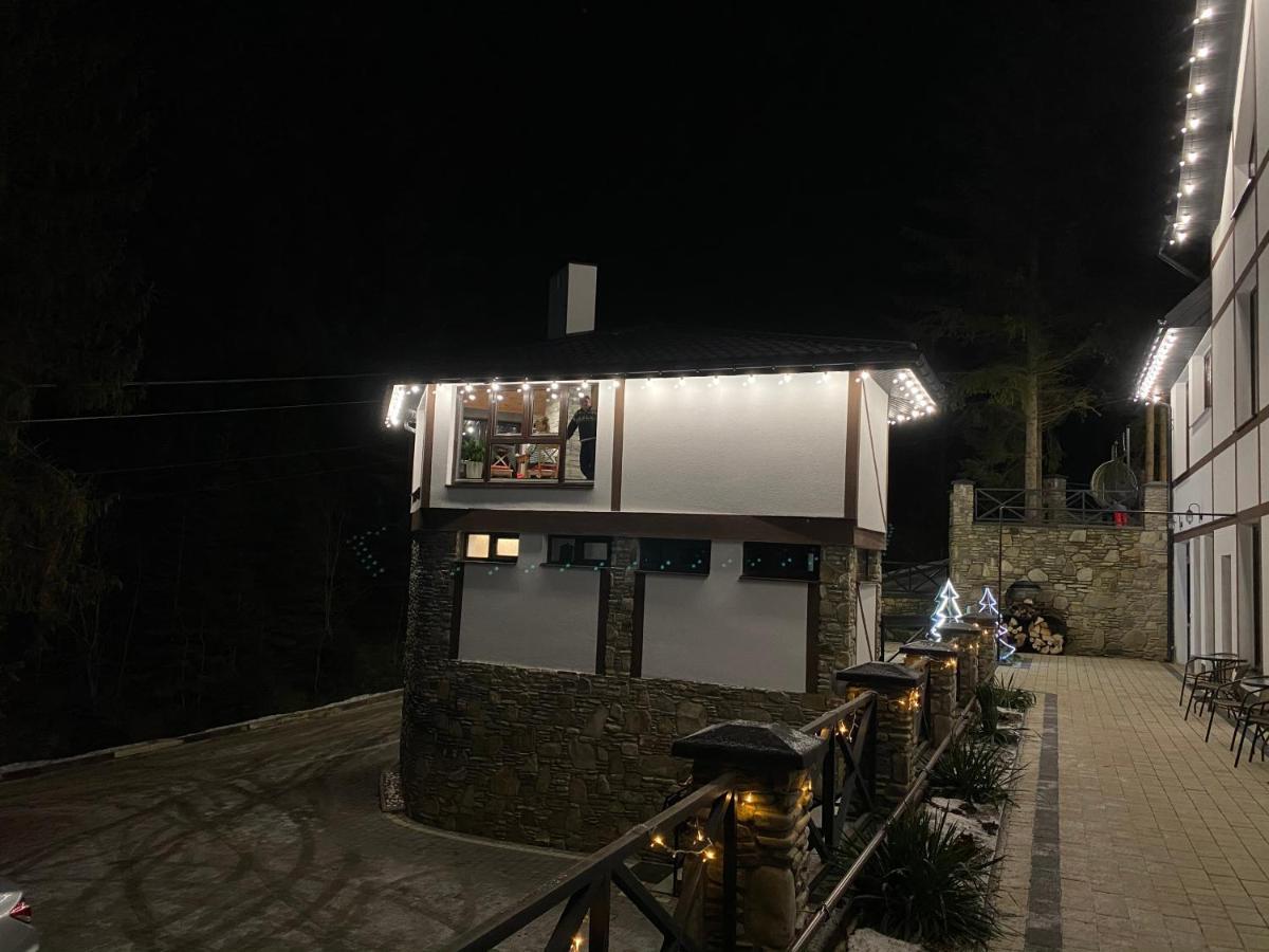 Феєрія Лісу Lejlighedshotel Skhidnytsia Eksteriør billede