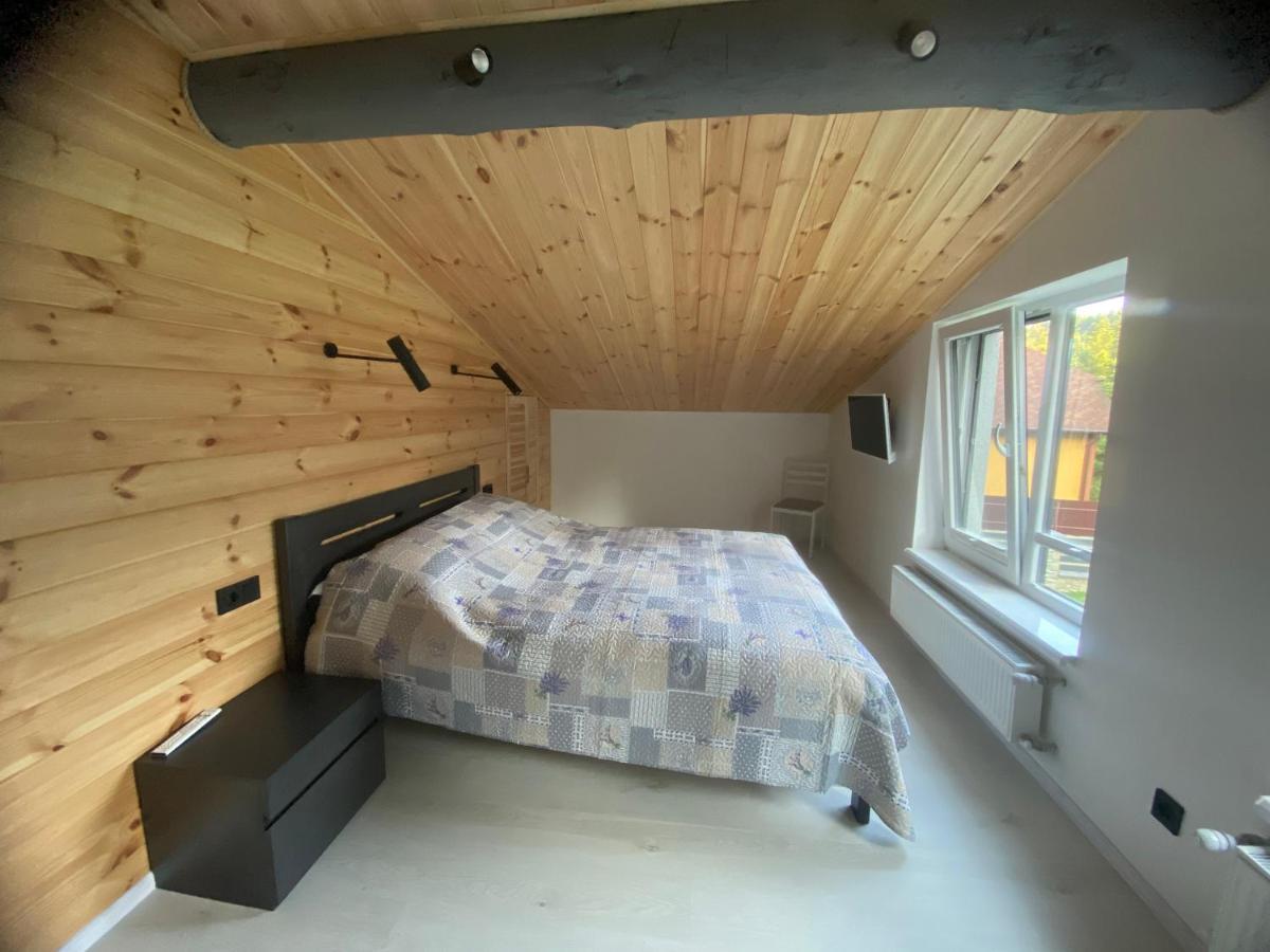 Феєрія Лісу Lejlighedshotel Skhidnytsia Eksteriør billede