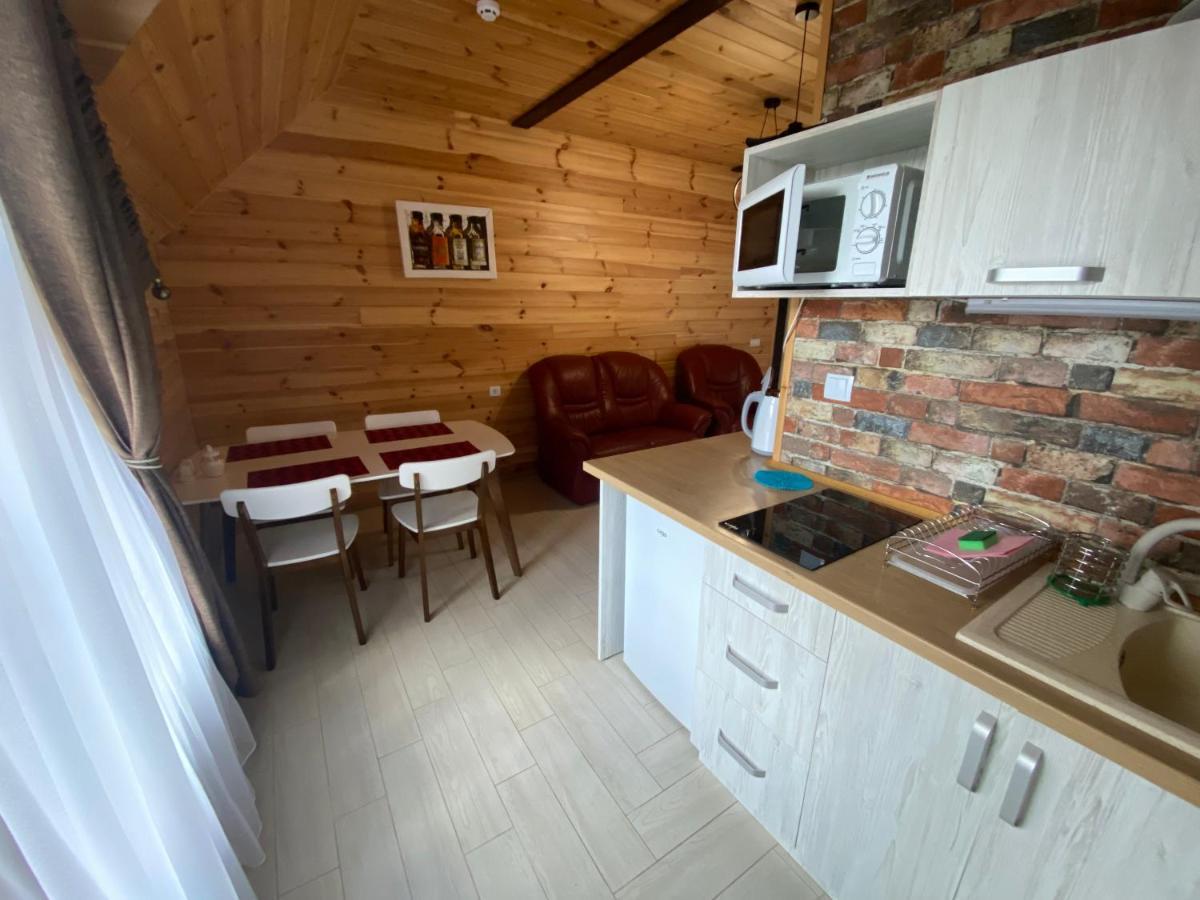 Феєрія Лісу Lejlighedshotel Skhidnytsia Eksteriør billede