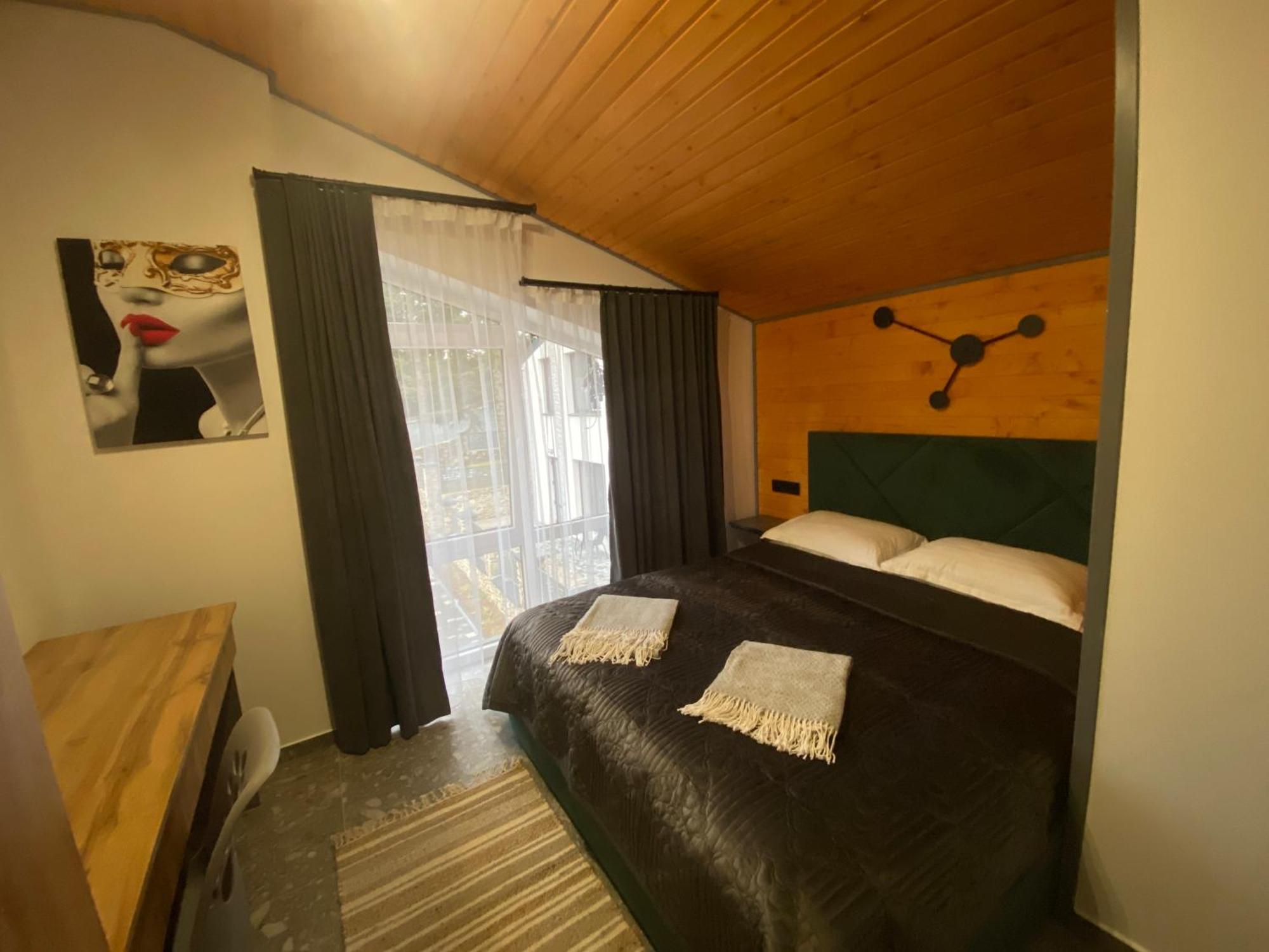 Феєрія Лісу Lejlighedshotel Skhidnytsia Eksteriør billede