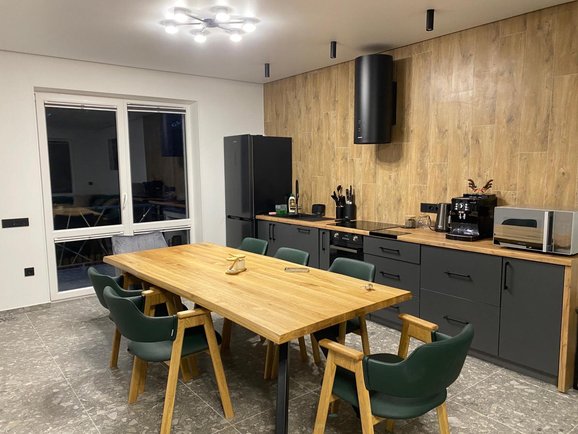 Феєрія Лісу Lejlighedshotel Skhidnytsia Eksteriør billede