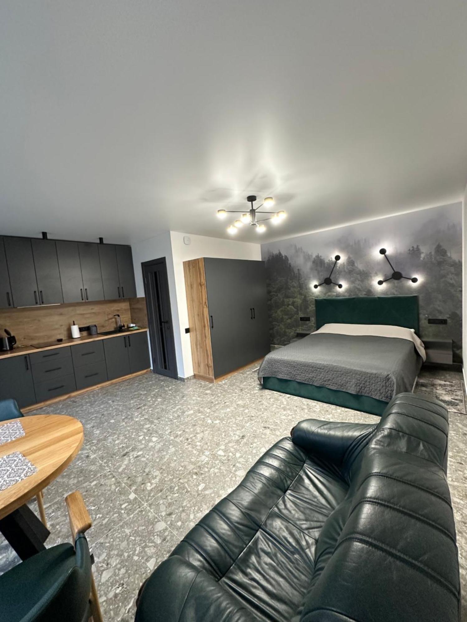Феєрія Лісу Lejlighedshotel Skhidnytsia Eksteriør billede