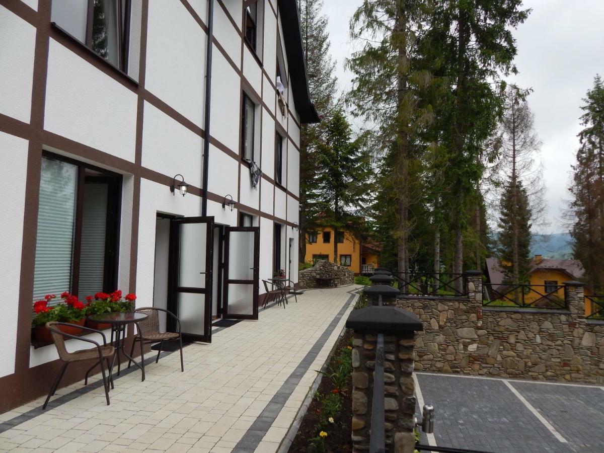 Феєрія Лісу Lejlighedshotel Skhidnytsia Eksteriør billede